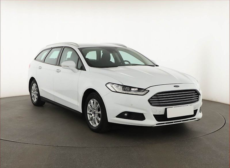 Ford Mondeo (2019) 2.0 TDCI, Automat, Navi - fotografie inzerátu