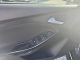 Ford Focus (2014) ST-LINE 1.6, rezervace - náhled 17