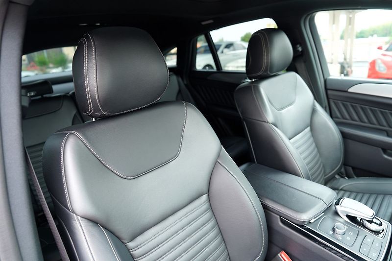 Mercedes-Benz GLE 43 AMG 4Matic/9AT/370PS/DPH - fotka 30 z 43