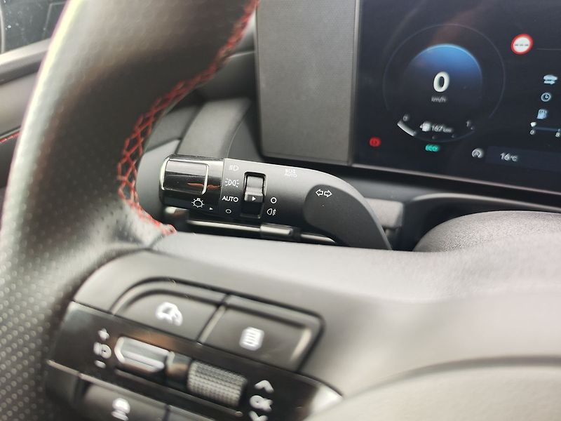 Hyundai Tucson 1.6 T-GDI/118kW N-Line DCT - fotka 28 z 33