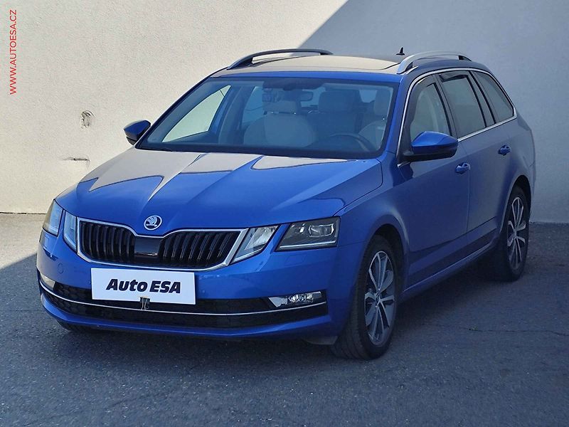Škoda Octavia (2019) 2.0TDI, ČR, Style, LED, panor - fotka 3 z 33