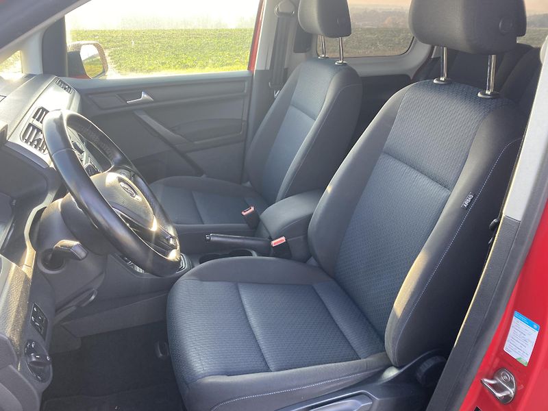 Volkswagen Caddy (2016) 110kw long 7míst - fotka 10 z 20