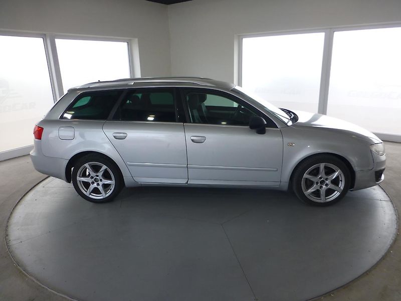 Seat Exeo (2012) 2,0TDI-105KW*ALU*DIGI***PARK.S - fotka 3 z 24