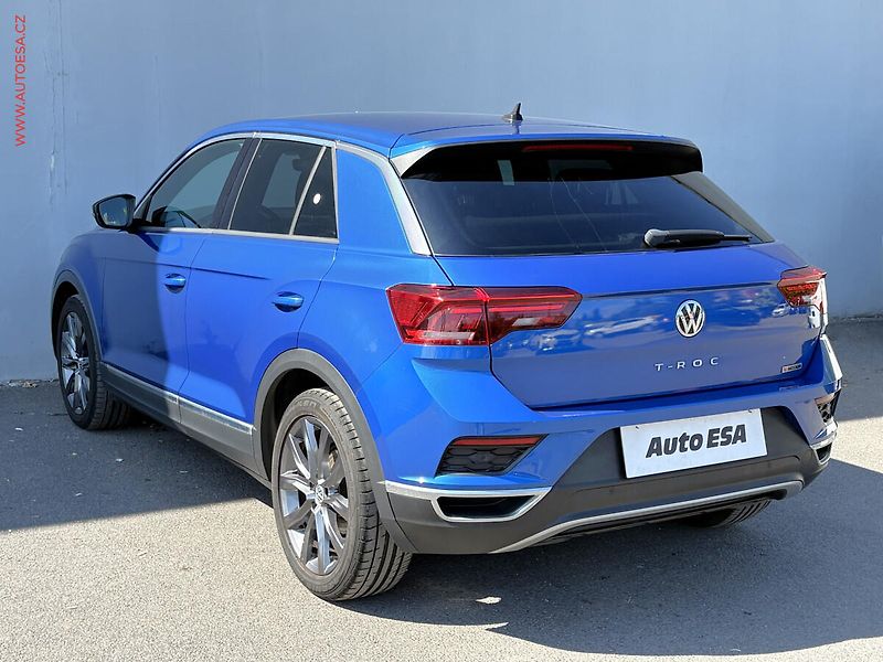 Volkswagen T-Roc (2018) 2.0 TSi 4x4, Highline, DSG - fotka 6 z 17