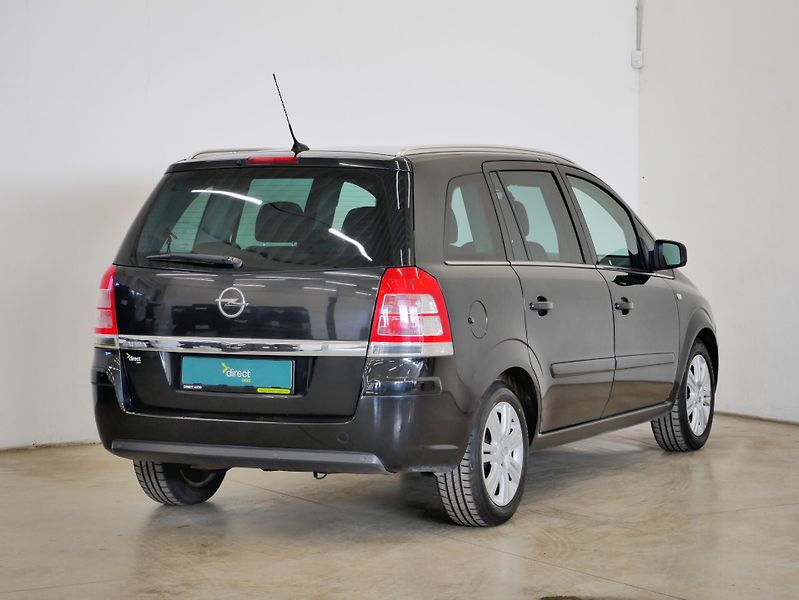 Opel Zafira - fotka 2 z 27