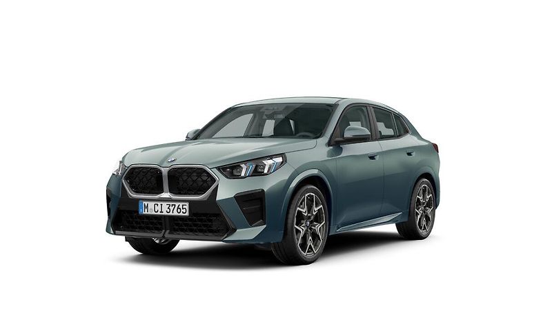 BMW X2 sDrive 20i - fotka 9 z 12