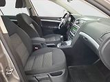 Škoda Octavia (2011) Ambiente 1.6 TDI, nová STK - náhled 9