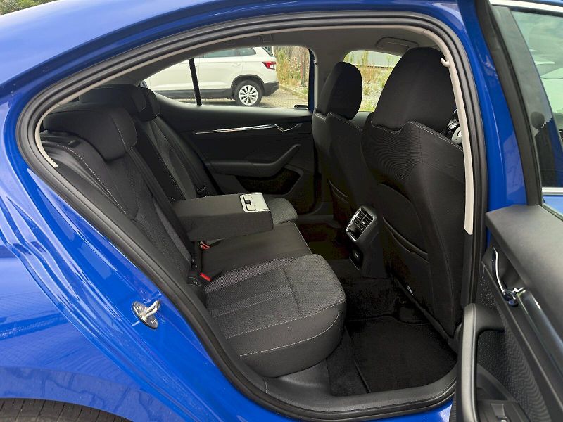 Škoda Octavia (2023) 1.5 TSI 110 kW DSG Style - fotka 25 z 25