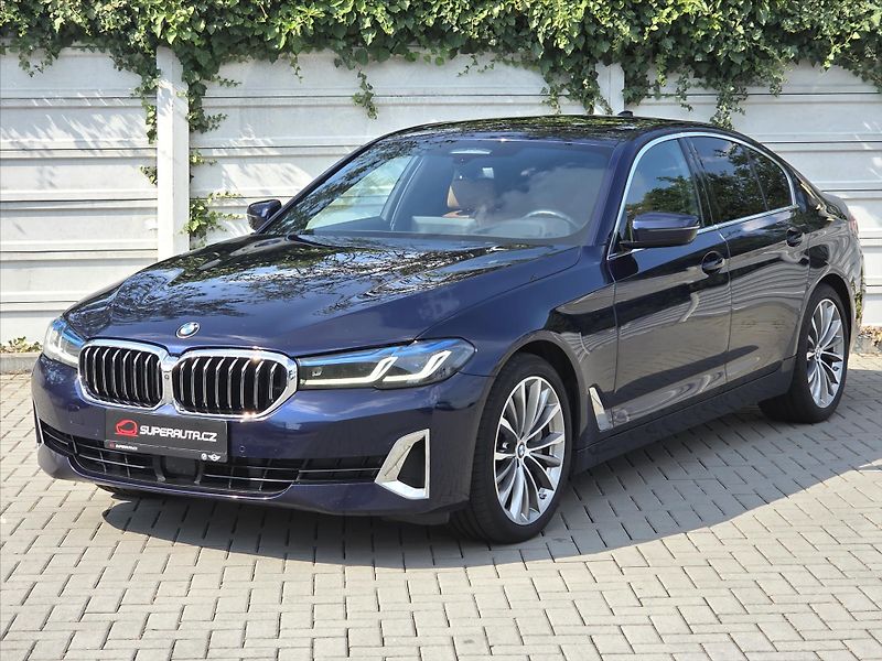 BMW Řada 5 3,0 540i xDrive Luxury Laser H - fotka 3 z 26