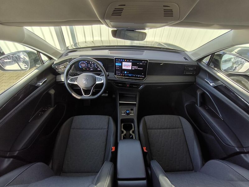 Volkswagen Tiguan 1,5 TSI 96 kW Life DSG - fotka 10 z 21