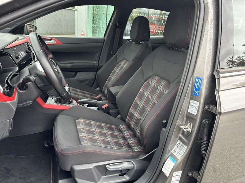 Volkswagen Polo 2,0 TSi 147kW MANUÁL GTI Beats - fotka 10 z 47