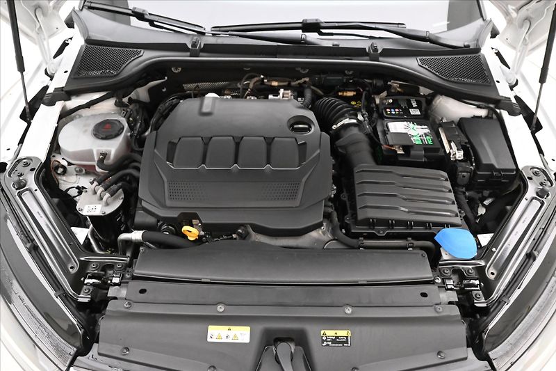 Škoda Octavia 2,0 TDI 85kW Style Záruka až 5 - fotka 9 z 31
