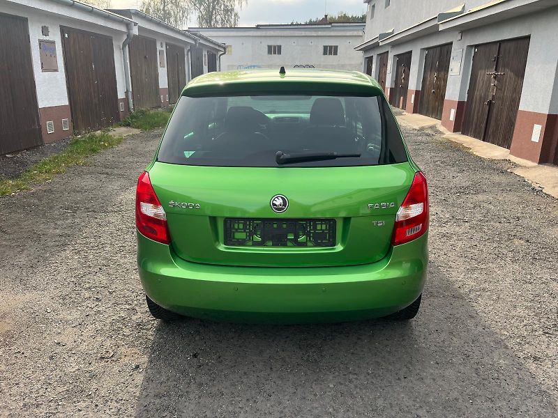 Škoda Fabia 1,2 TSi Fresh / 1.maj./ servis - fotka 4 z 17