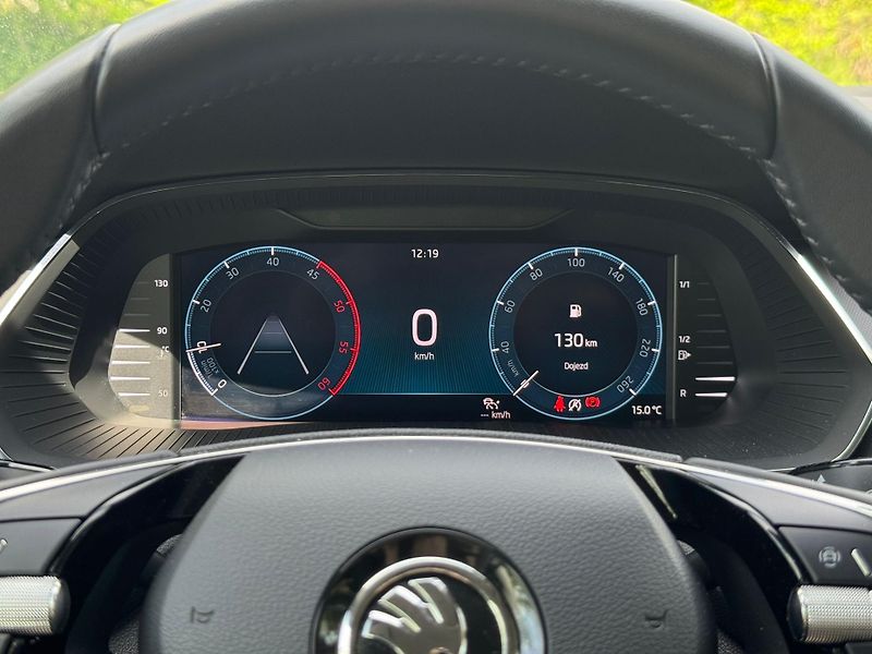 Škoda Octavia 2.0  1.MAJ.ČR NEHAVAR. ZÁRUKA - fotka 11 z 22