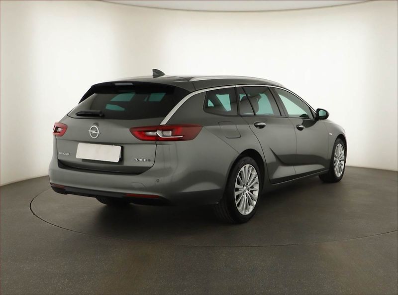 Opel Insignia (2018) 2.0 CDTI, Automat, Navi - fotka 5 z 16