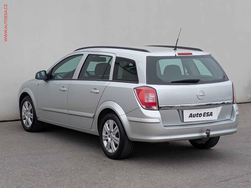 Opel Astra (2007) 1.6 16V, AT, TZ, výhř.sed. - fotka 6 z 17