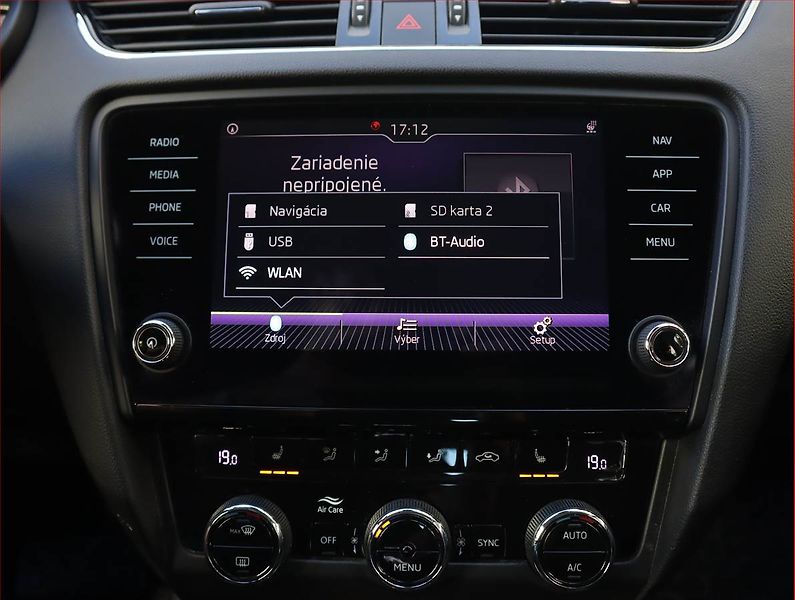 Škoda Octavia (2018) Elegance 1.5 TSI, Automat - fotka 20 z 21