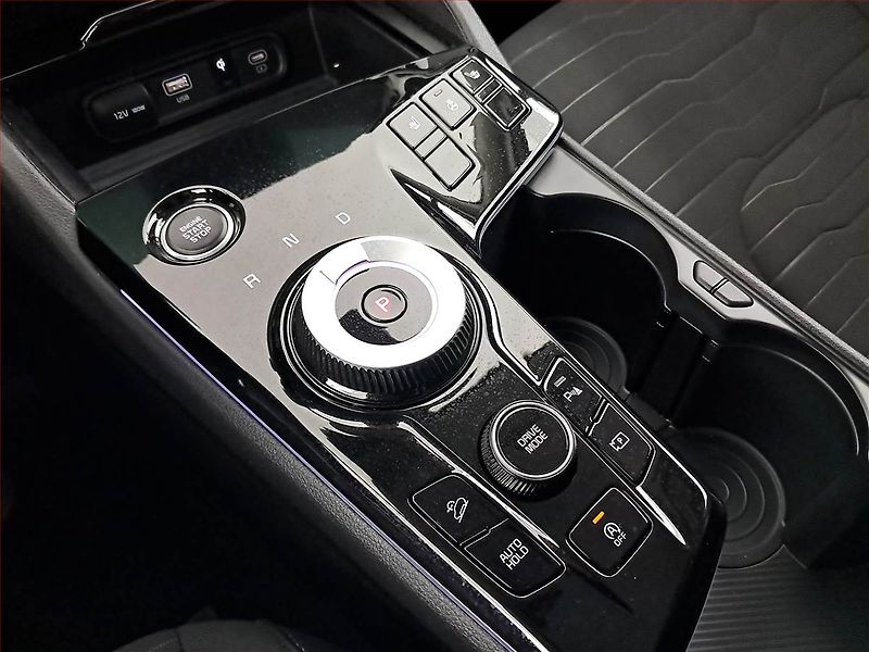 Kia Sportage (2023) Top 1.6 T-GDI MHEV - fotka 13 z 22