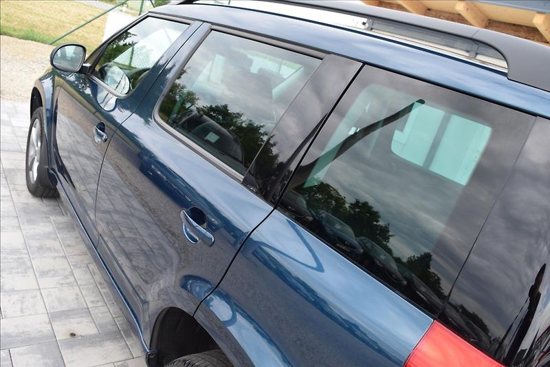 Škoda Yeti 1,4 TSI 92KW DSG XENONY VÝHŘEV - fotka 11 z 51