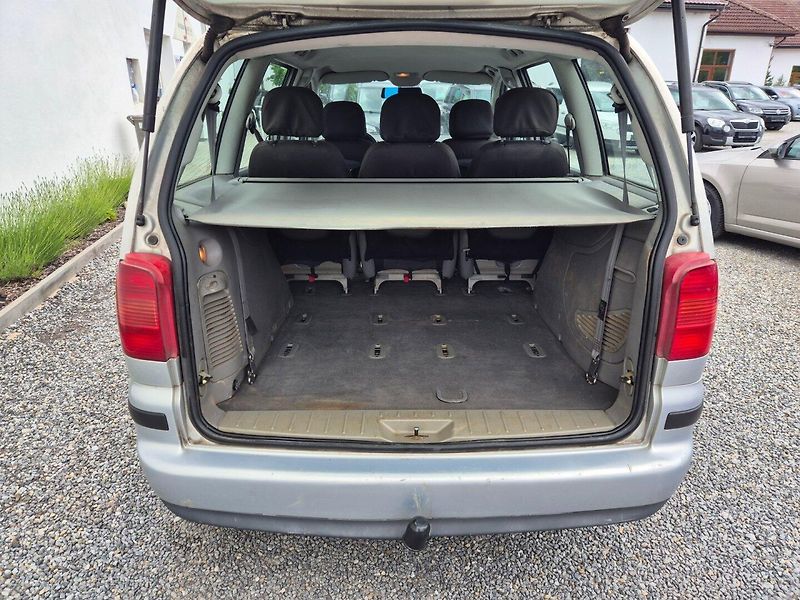 Seat Alhambra (2003) 1.9 TDI Rozvody 7Míst - fotka 11 z 24