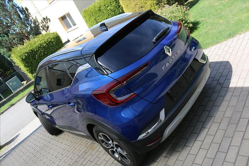 Renault Captur (2020) 1,6 Intens E-TECH Plug-in - fotka 10 z 71