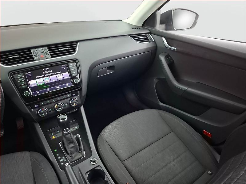 Škoda Octavia (2015) Style 2.0 TDI, Automat - fotka 8 z 19