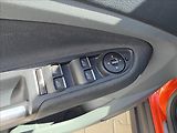 Ford C-MAX 1,6 1 110KW Titanium - náhled 13