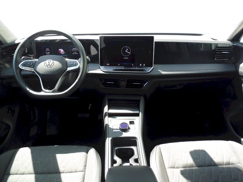 Volkswagen Tiguan (2025) People 1,5 eTSI 96kW mHEV DSG - fotka 5 z 29