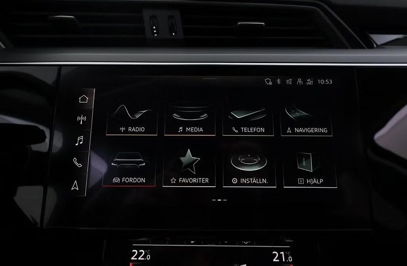Audi Q8 e-tron 55 Quattro Kamera SoH 92% LED - fotka 23 z 27