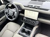 Land Rover Defender 110 D250 X-DYNAMIC SE - náhled 24