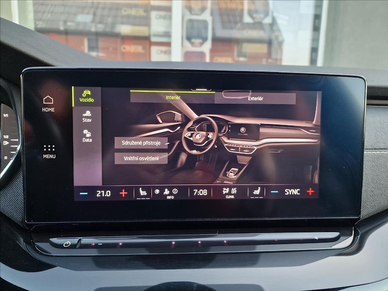 Škoda Octavia 2.0TDI 110kW DSG Style, 1.Maj. - fotka 32 z 50