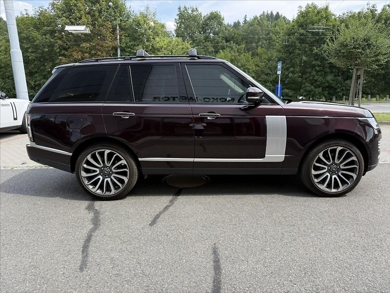 Land Rover Range Rover 5,0 AUTOBIOGRAPHY P525 - fotka 6 z 27
