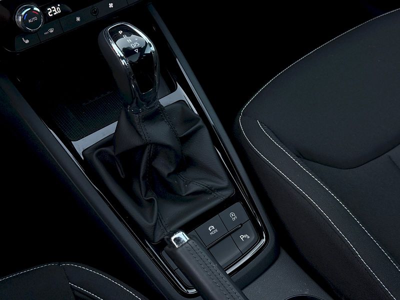 Škoda Scala (2024) 1.5 TSI 110 kW DSG Monte Carlo - fotka 14 z 21