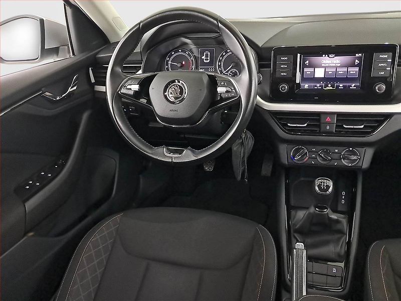 Škoda Scala (2020) 1.0 TSI, Tempomat - fotka 7 z 19
