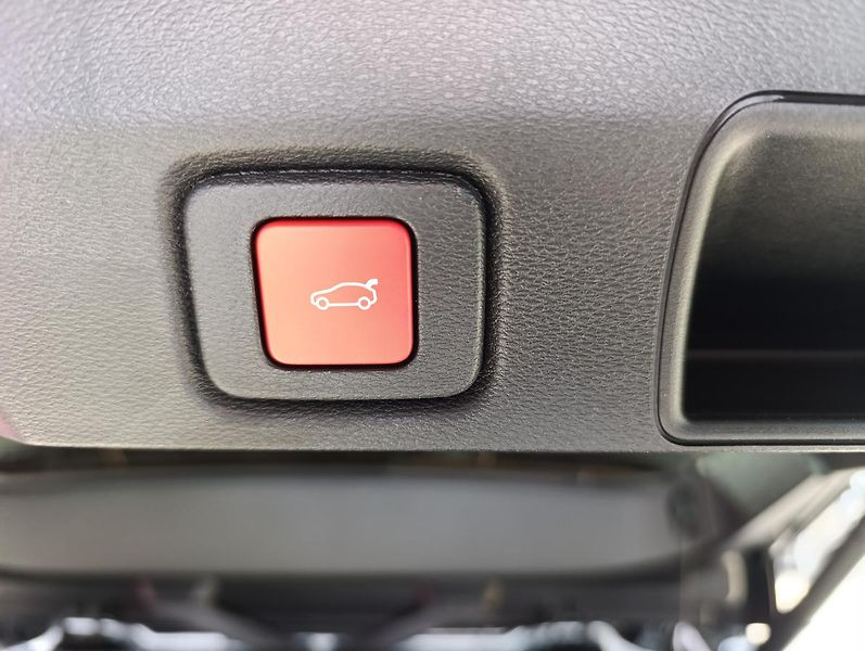 Jeep Compass (2026) First Edition e-Hybrid 145k - fotka 16 z 29