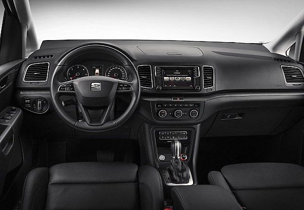 Seat Alhambra.