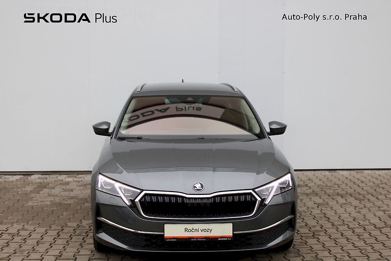 Škoda Octavia (2024) Combi Top Selection 1.5 TSI 11 - fotka 3 z 25