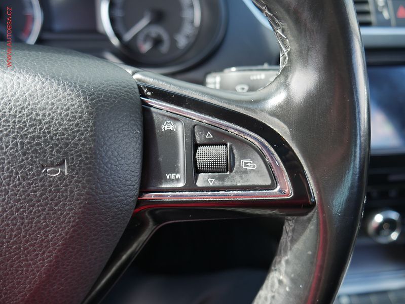 Škoda Octavia (2018) 1.6 TDi, ČR, Ambition Fresh - fotka 13 z 20