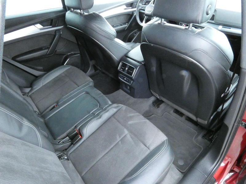 Audi Q5 2.0 TDI 140 KW quattro - fotka 26 z 28