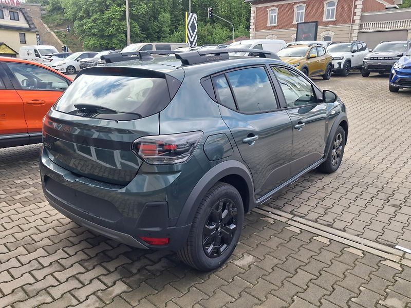 Dacia Sandero (2026) Stepway Extreme Eco-G 120 - fotka 5 z 37