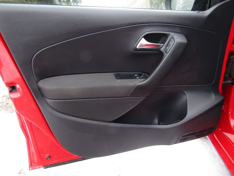Volkswagen Polo (2010) 1.2 TDI 55kW TOP QUALITY - fotka 18 z 33
