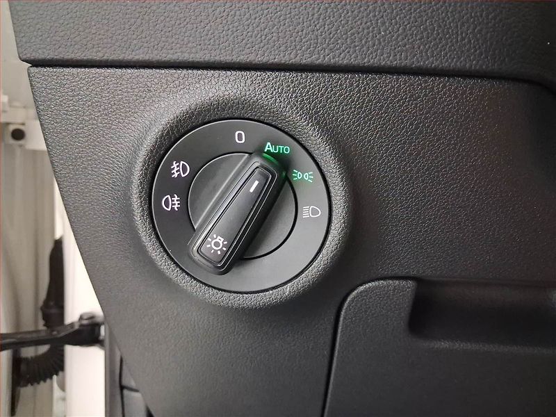 Škoda Karoq (2021) Ambition 1.0 TSI, Serv.kniha - fotka 19 z 20