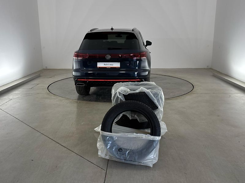 Volkswagen Touareg R-Line 4MOT - fotka 26 z 33