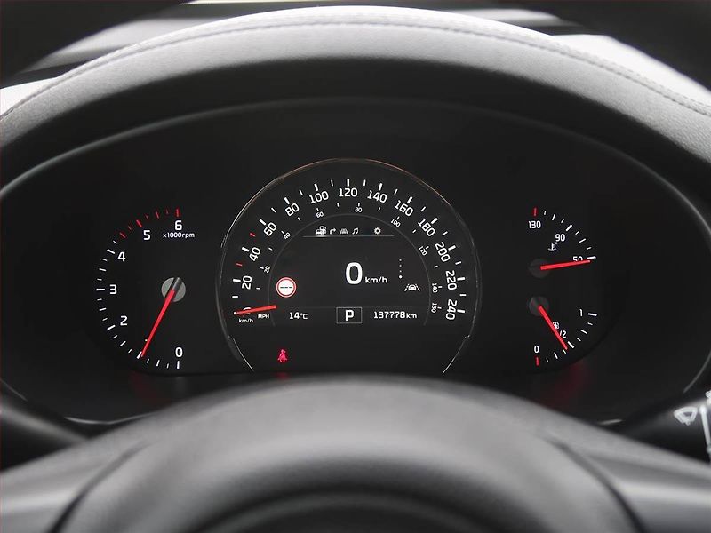 Kia Sorento (2017) 2.2 CRDi - fotka 11 z 19