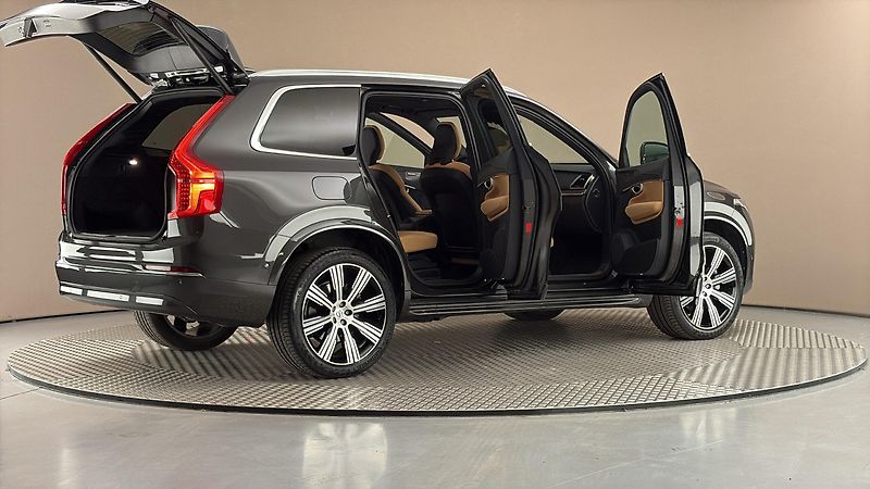 Volvo XC90 2.0 B5 AUT AWD Plus Bright - fotka 6 z 34