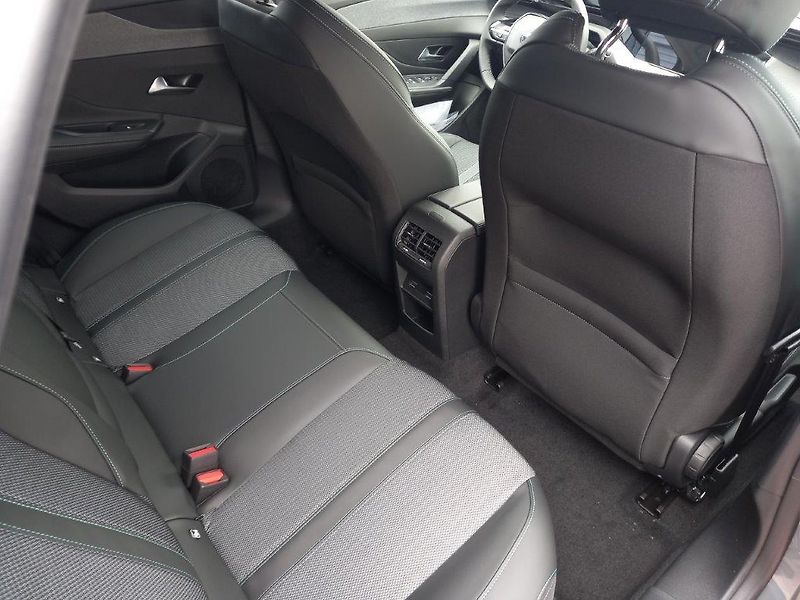 Peugeot 308 (2026) SW ALLURE Hybrid 145 e-DCS6  - fotka 9 z 33