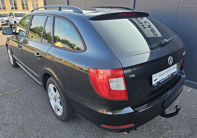 Škoda Superb 1.4 TSI 92kW,TAŽNÉ,SERVISKA - fotka 14 z 45