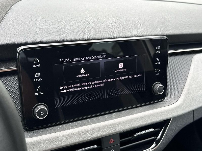 Škoda Scala (2024) 1.0 TSI Top Selection - fotka 12 z 32