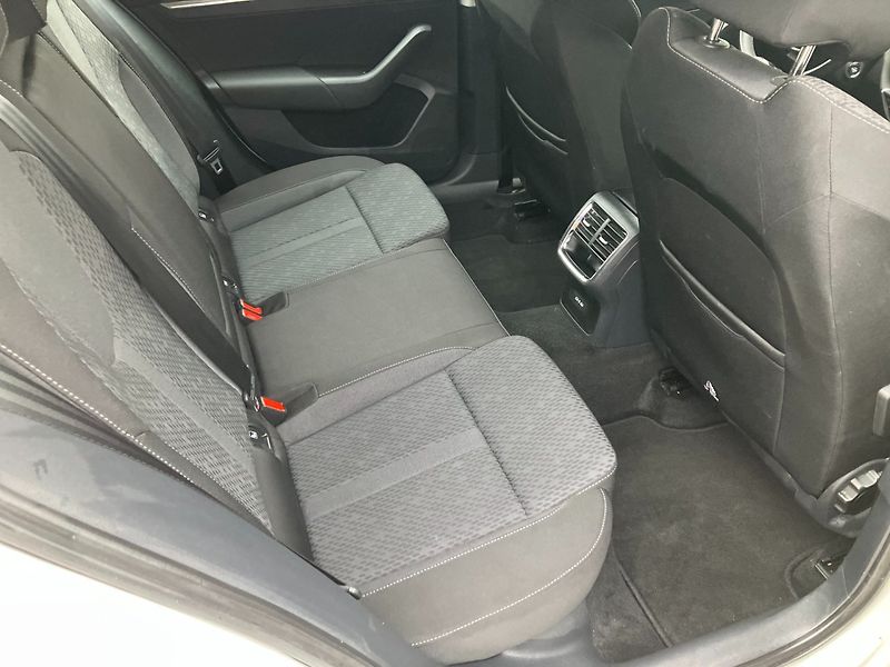 Škoda Octavia (2023) 2.0TDI STYLE NEHAVAROVANÉ - fotka 15 z 28