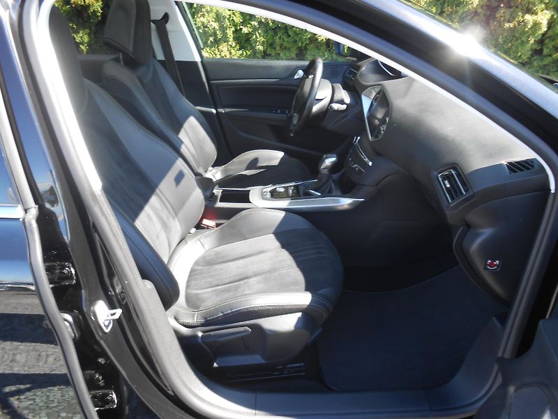 Peugeot 308 , FULL LED, KAMERA,NAVI - fotka 19 z 43